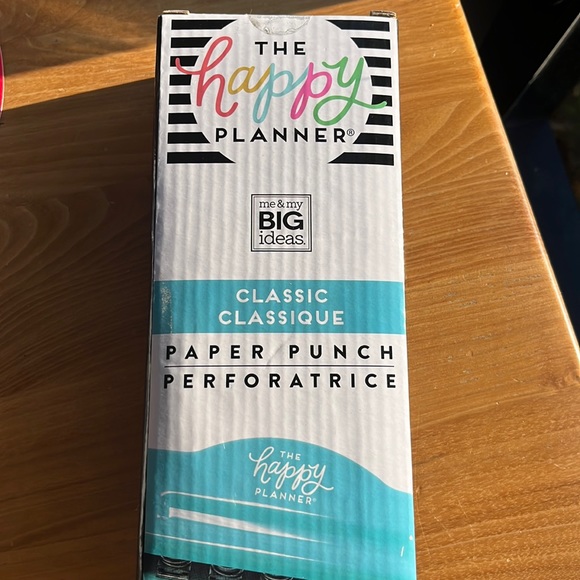 The Happy Planner Office Nwt The Happy Planner Hole Punch Poshmark